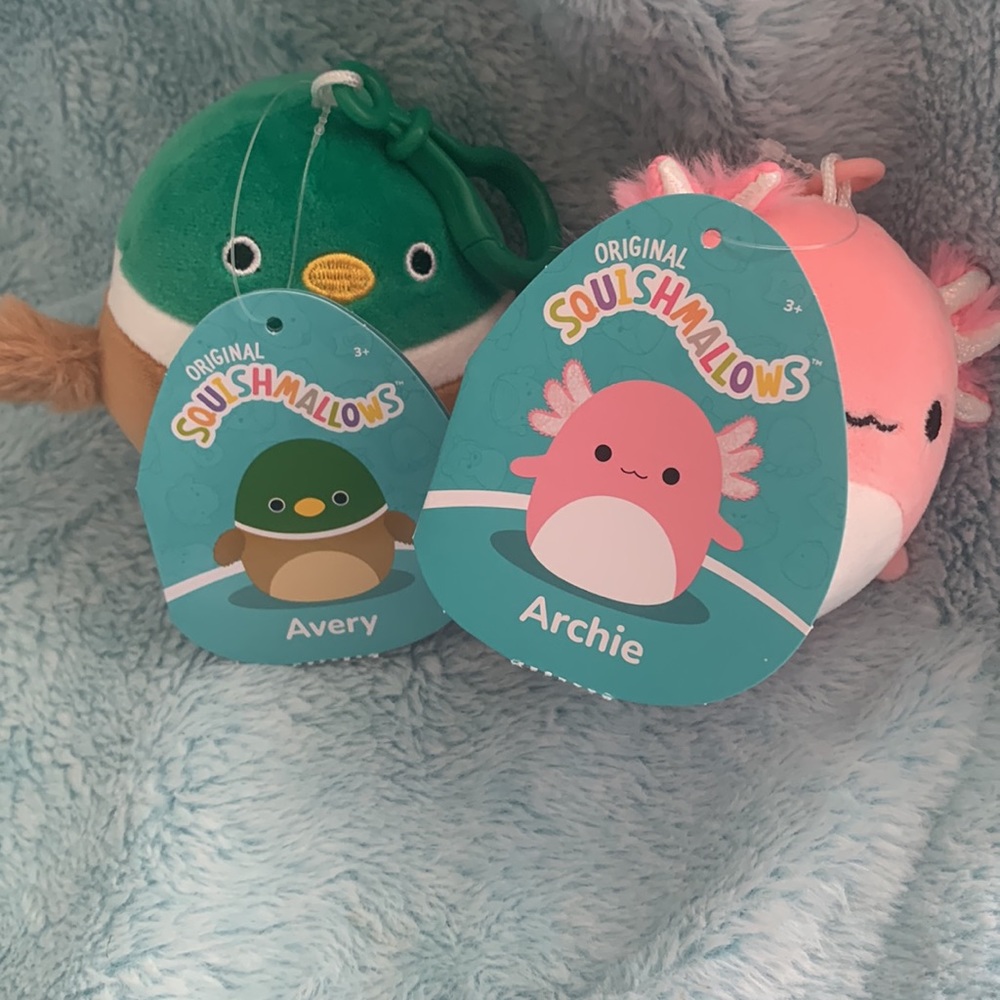 Avery and Archie Keychains - Picture 2 of 3